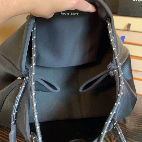 Haute shore Tote and Pochette - Picture 16 of 17